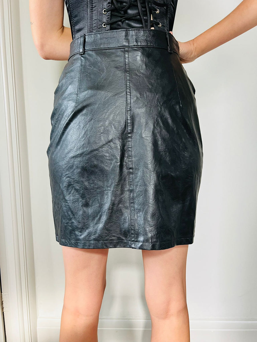 FAUX LEATHER ZIP SKIRT