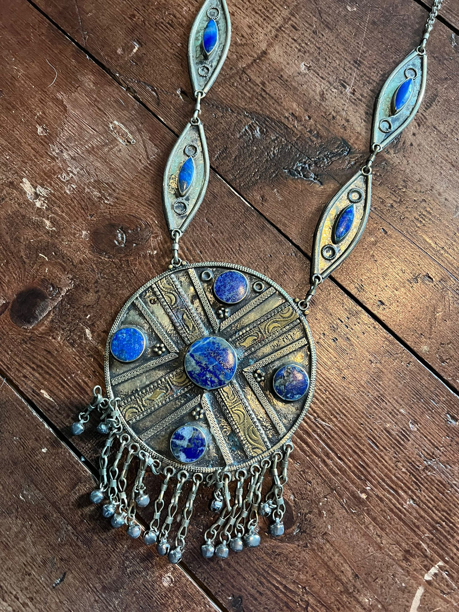LAPIS MEDALLION