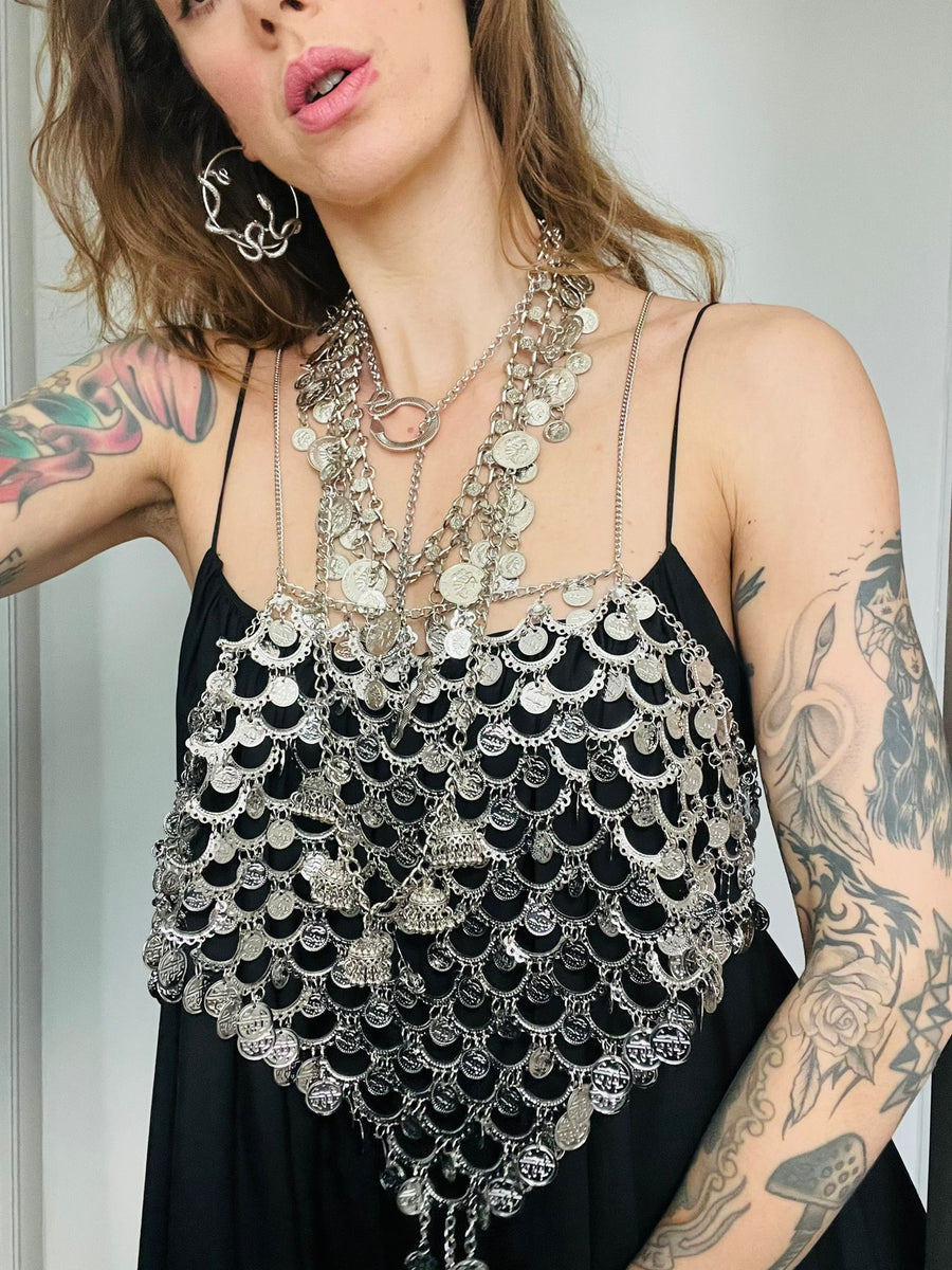 MYSTIQUE CHAIN TOP