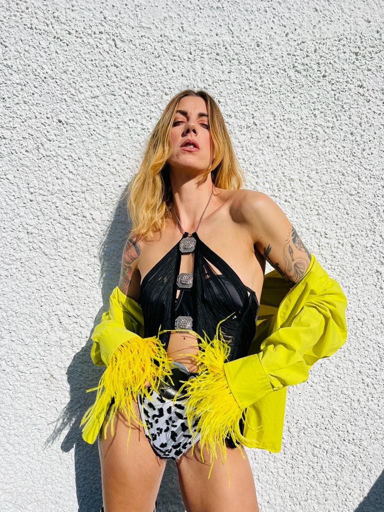 SHOWGIRL NEON GIANFRANCO FERRE