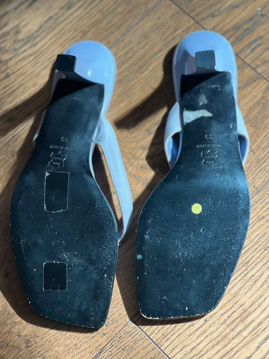 VERSACE THONG SANDALS