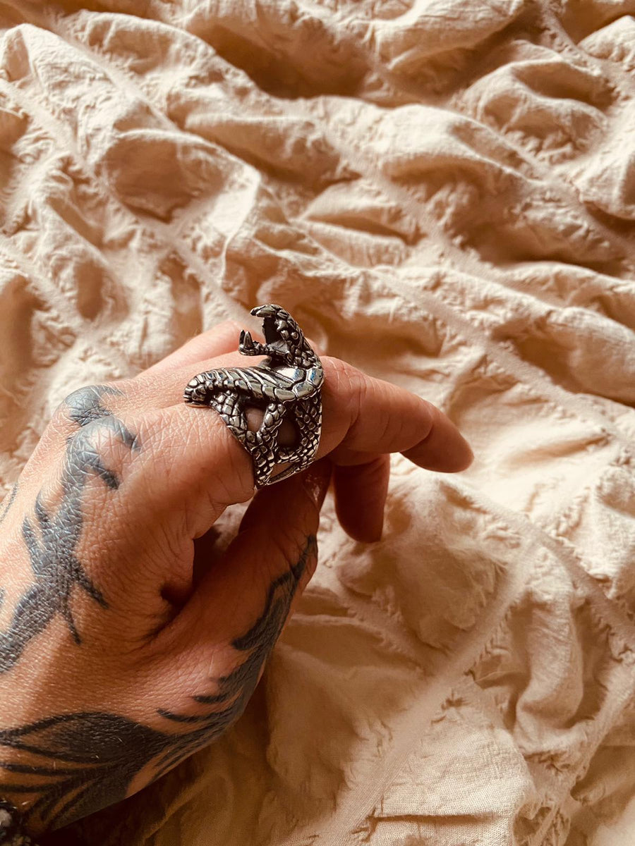 VIPER RING