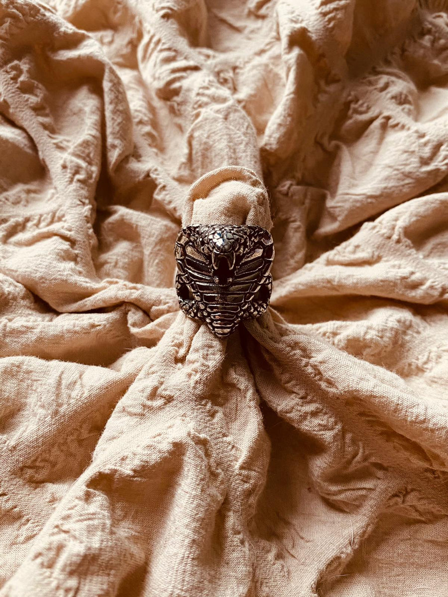 VIPER RING